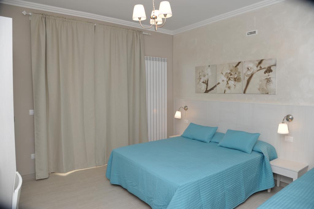 Mediterranea Sea House Montesilvano Phòng bức ảnh