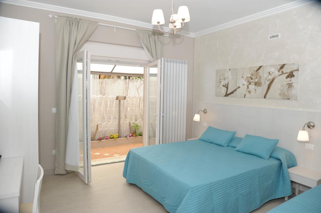 Mediterranea Sea House Montesilvano Phòng bức ảnh